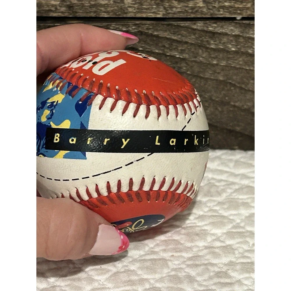 Barry Larkin #11 Cincinnati Reds 1995 NL‎ MVP Baseball Skyline Chili Souvenir